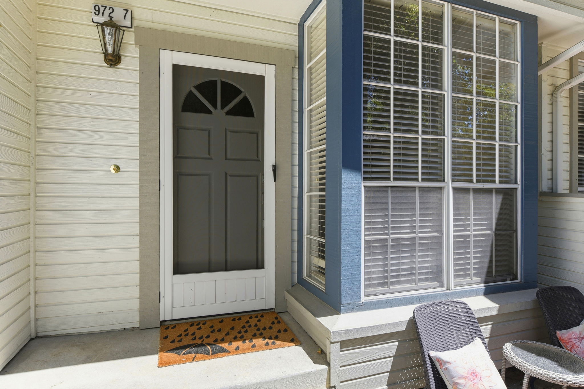 005_F8_972 Belmont Terrace 7