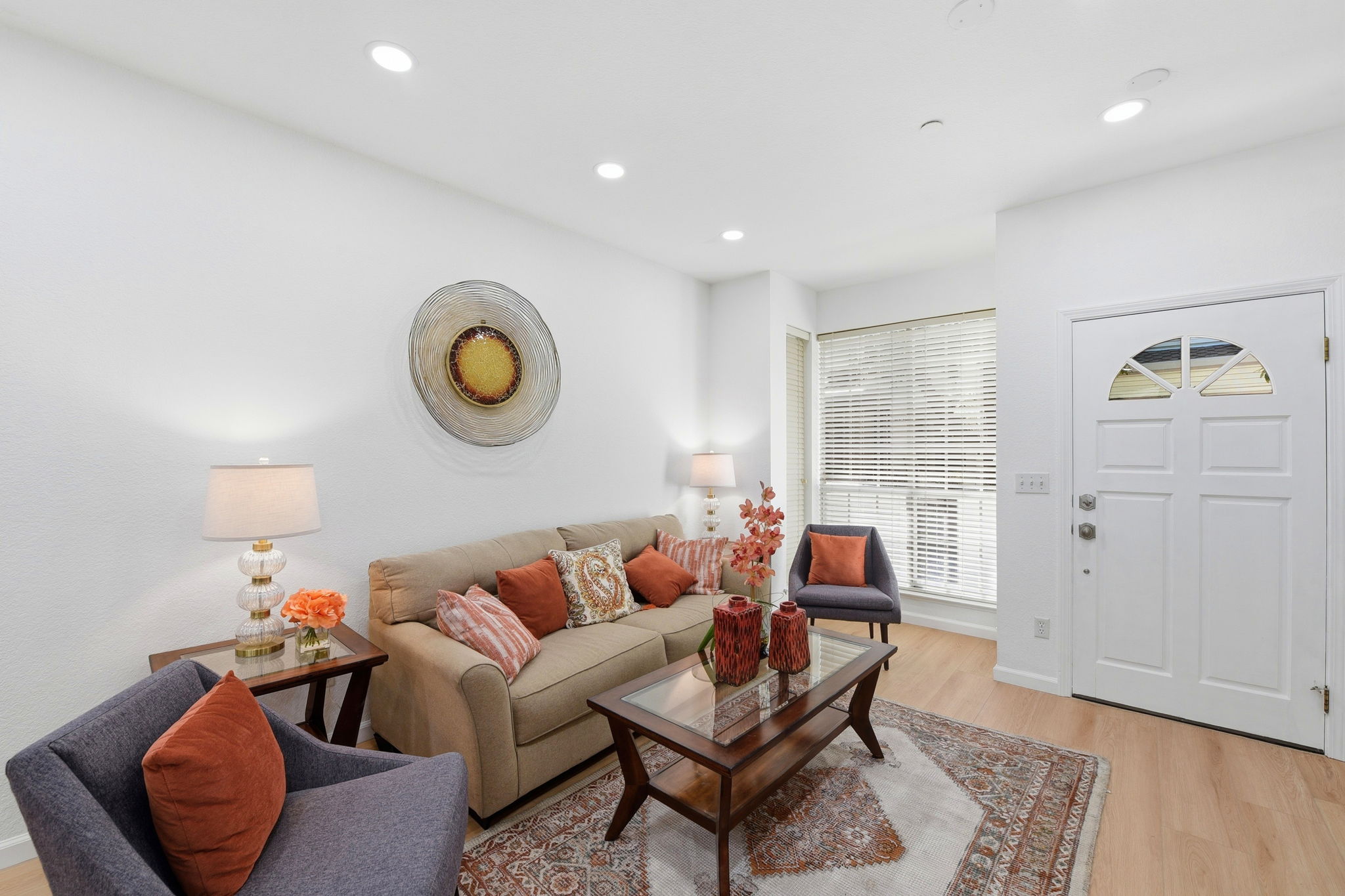 008_F8_972 Belmont Terrace 7