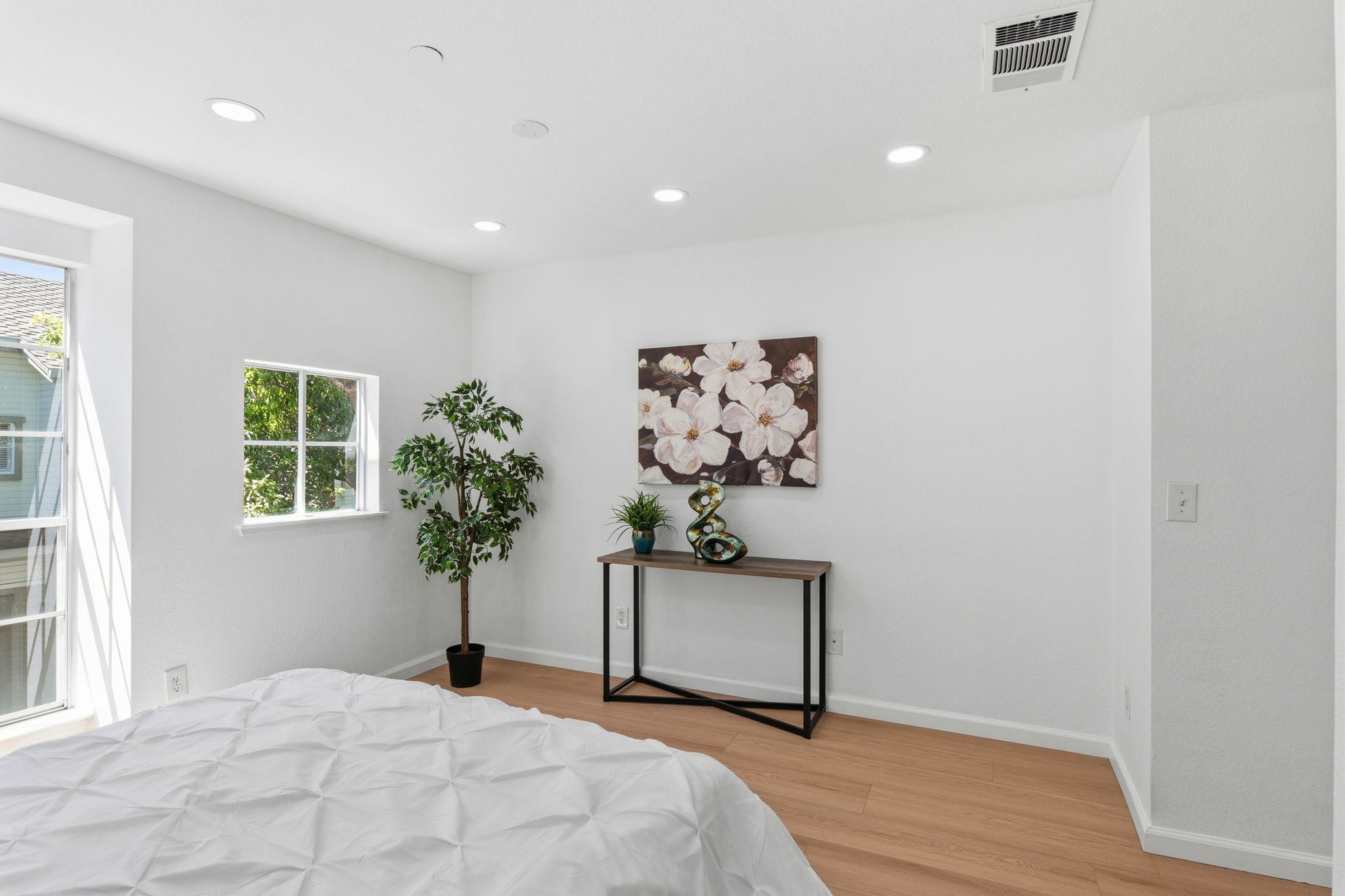 025_F8_972 Belmont Terrace 7