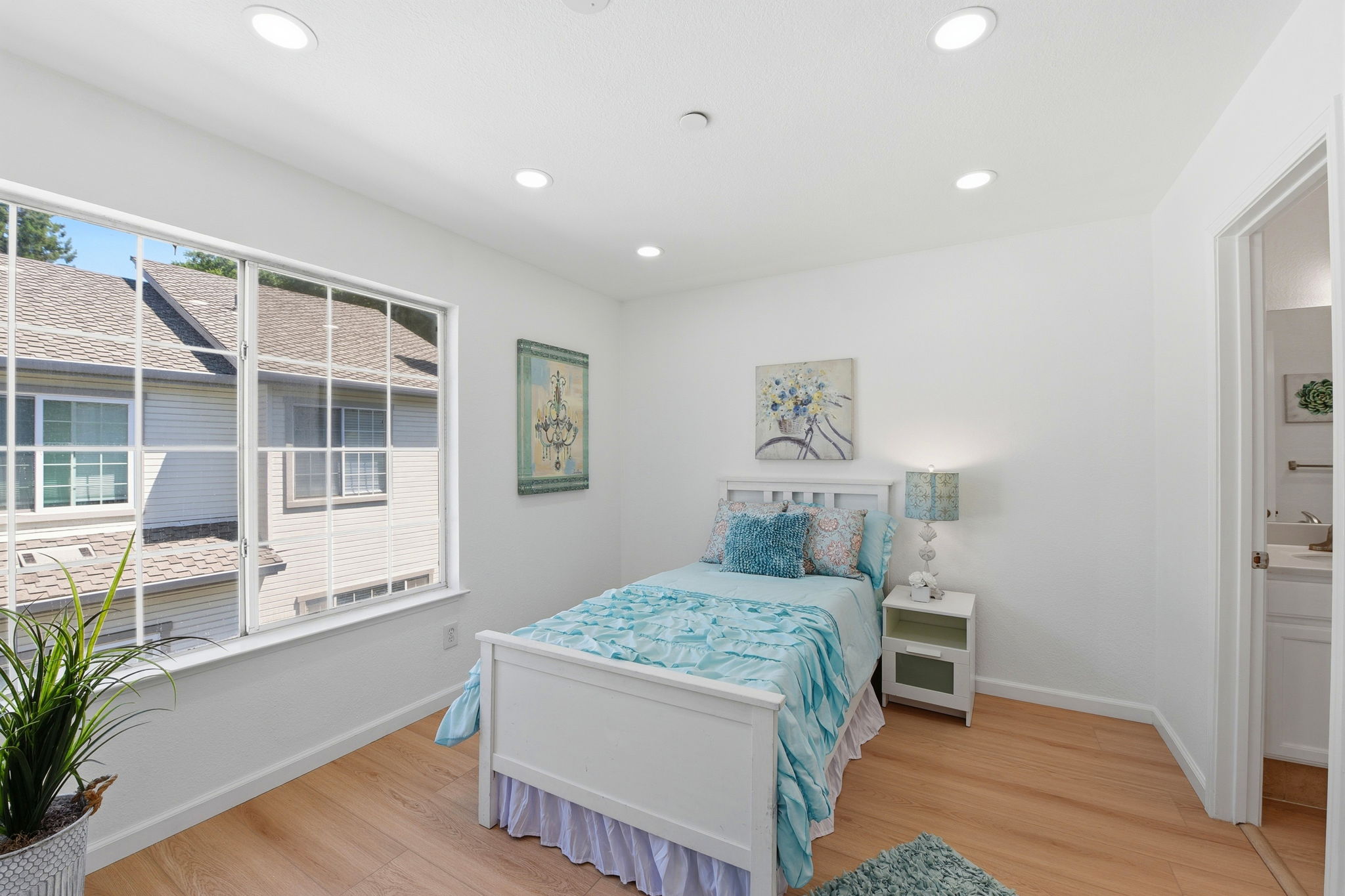 026_F8_972 Belmont Terrace 7