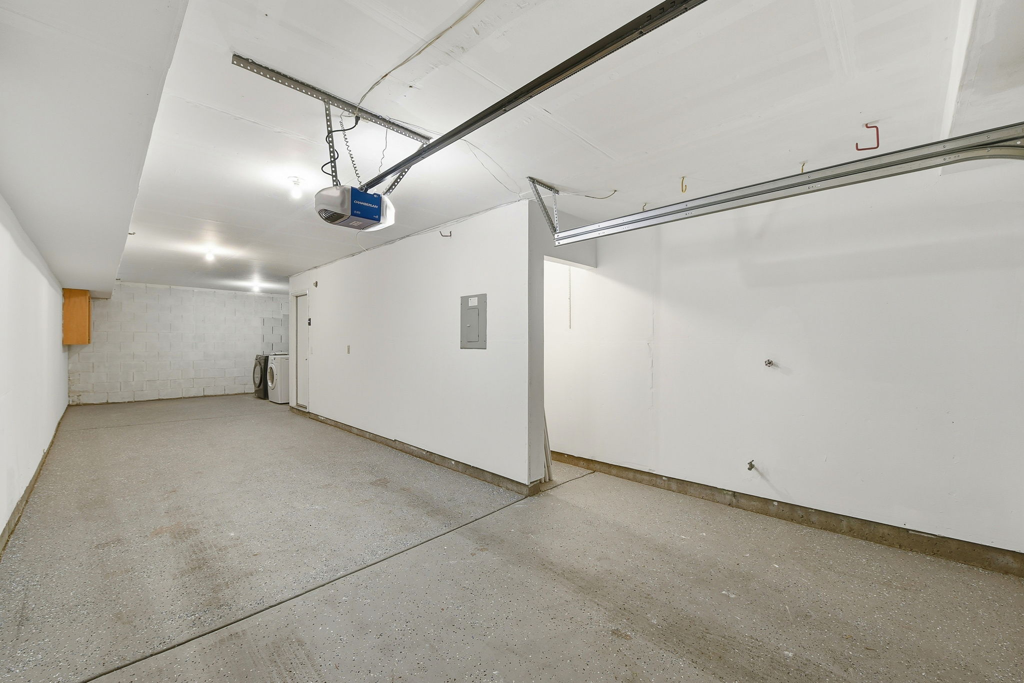 036_F8_972 Belmont Terrace 7