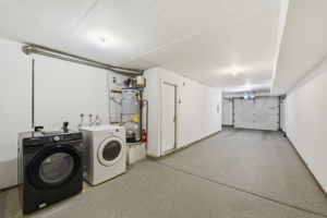 034_F8_972 Belmont Terrace 7