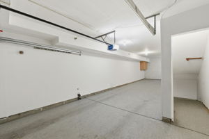 035_F8_972 Belmont Terrace 7
