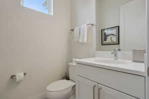  Photo 32