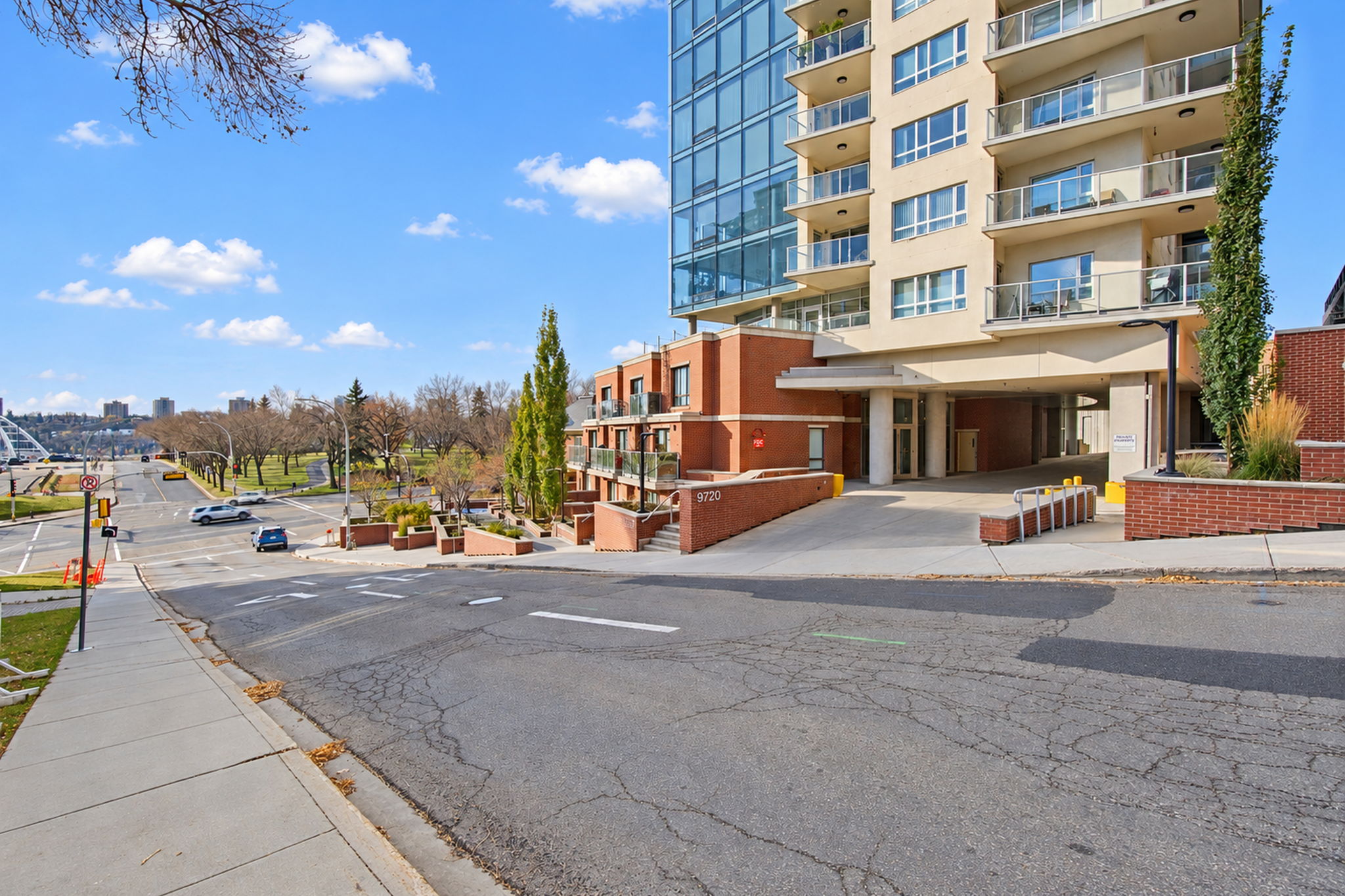 Edmontgon Map 9720 106 St 1502, Edmonton, AB T5K 2P7 | AlphaSpace