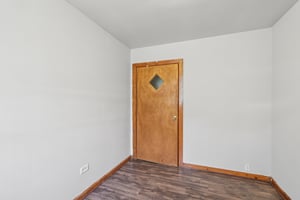 9720 S Exchange Ave Unit A-1606-011.jpg