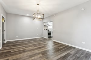 9720 S Exchange Ave Unit B-1606-006.jpg