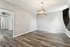 9720 S Exchange Ave Unit B-1606-027.jpg
