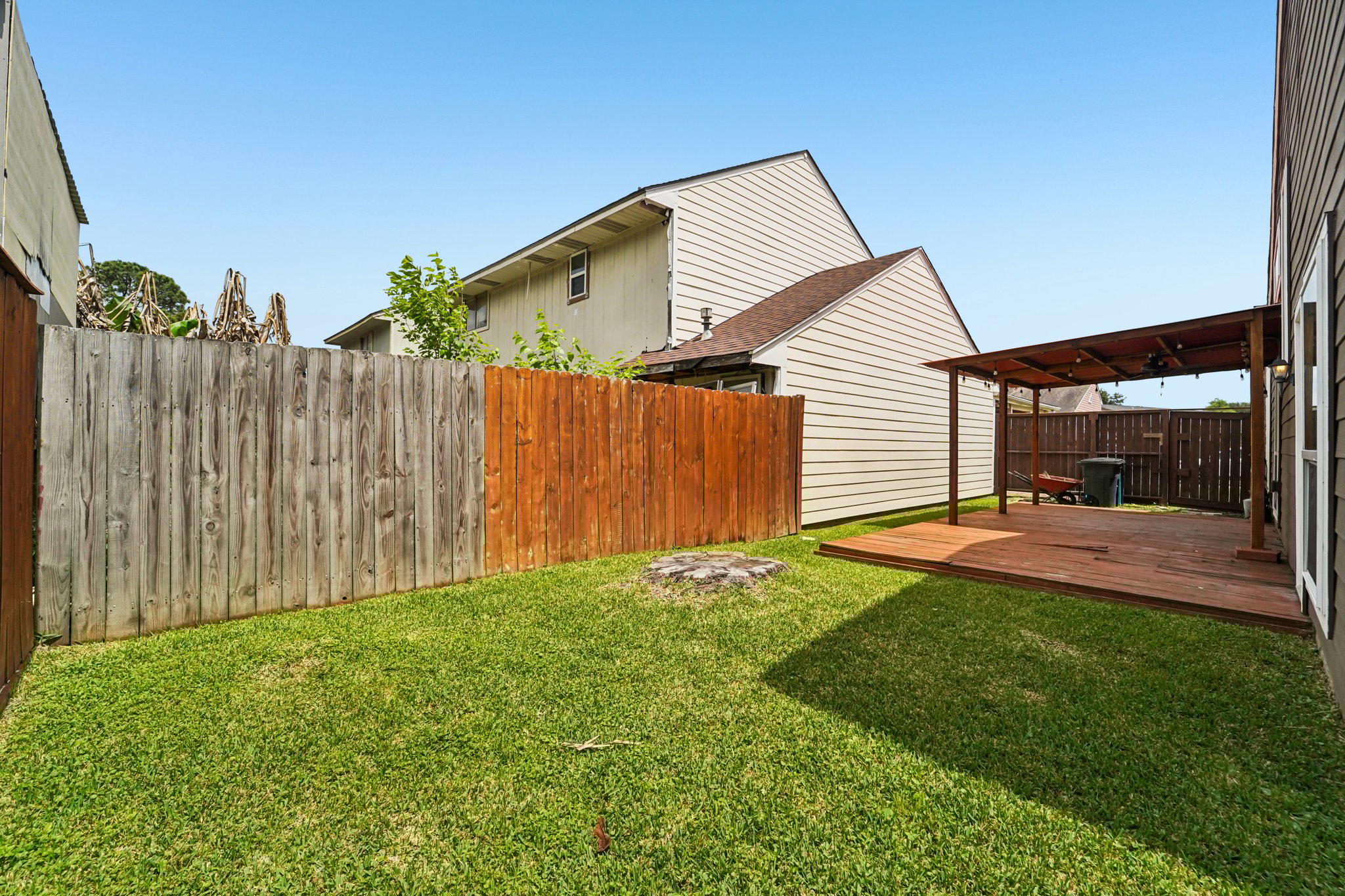 Debbie Ln-S1604-029.jpg