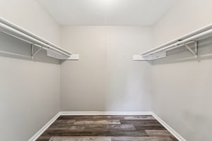 Debbie Ln-S1604-016.jpg