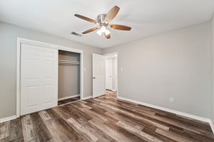 Debbie Ln-S1604-023.jpg