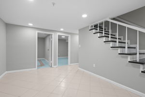  Photo 49