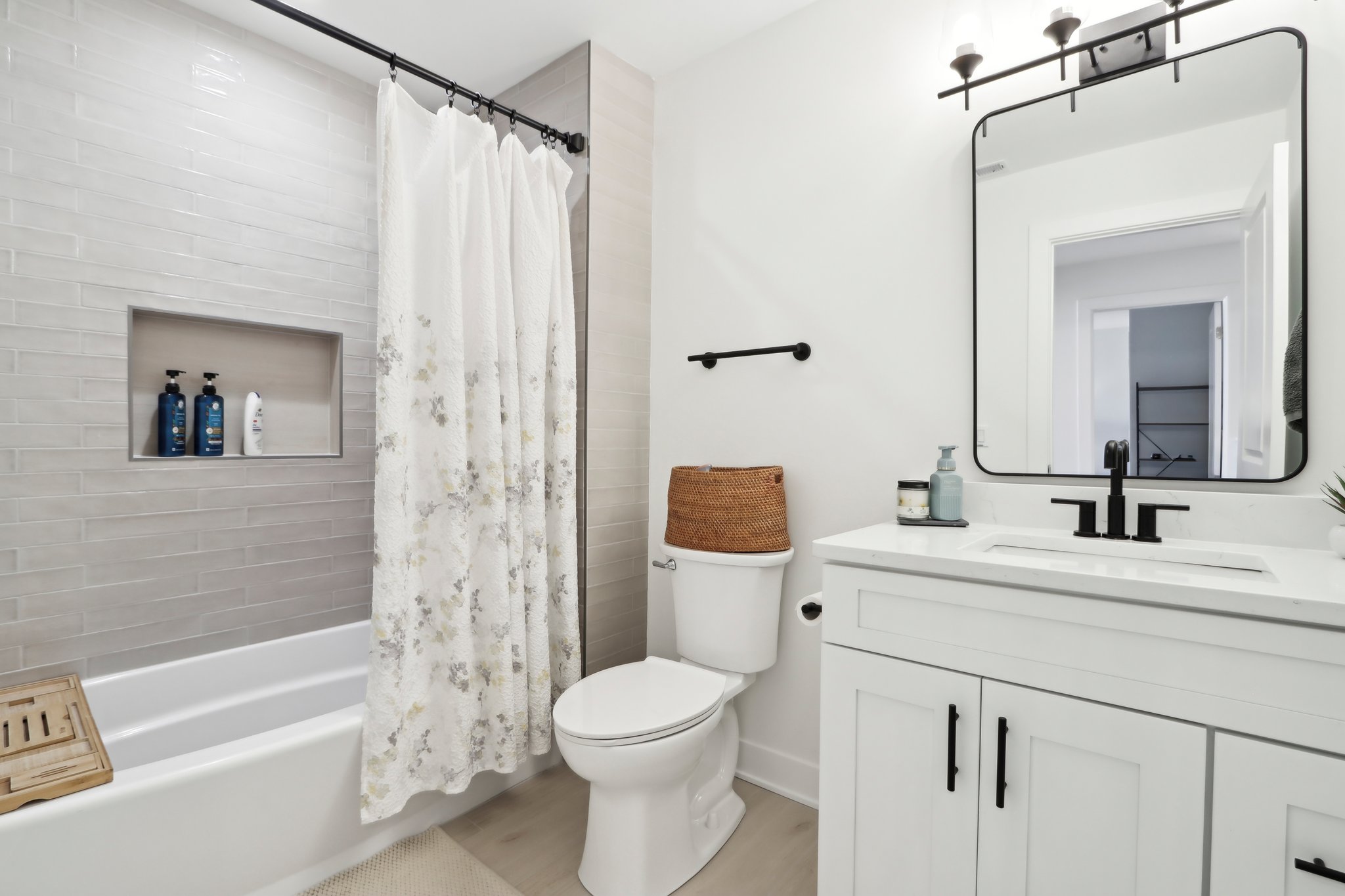 Thorne Cliff Way-1104-049.jpg