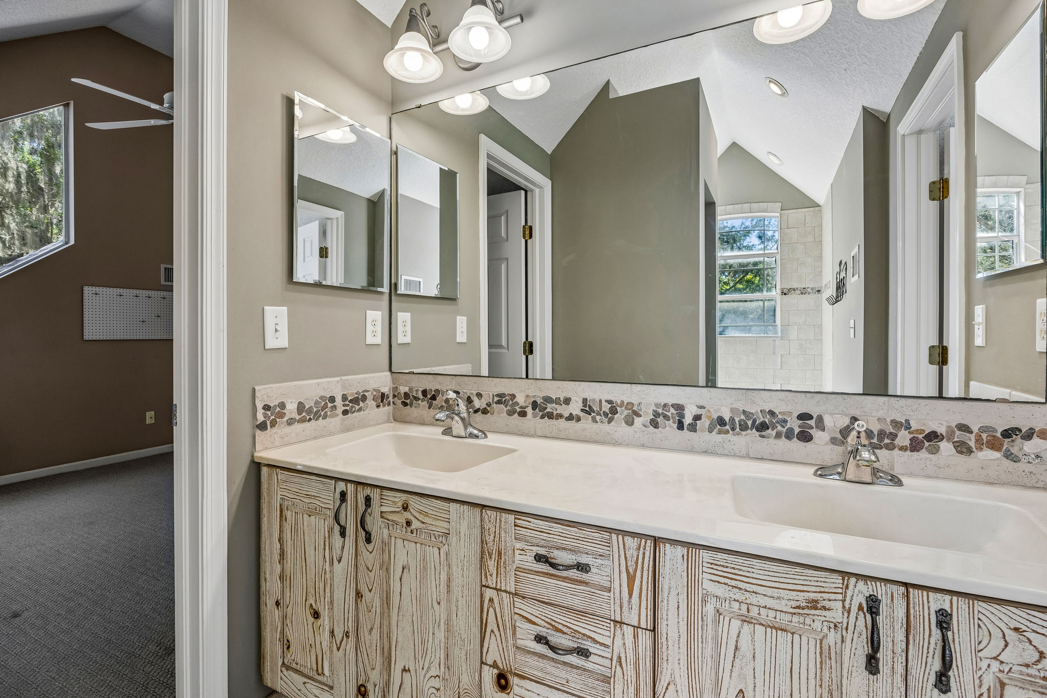 Upstairs Jack and Jill Bathroom