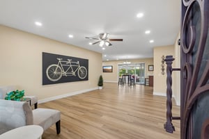W Pineaire Dr-S1807-008.jpg