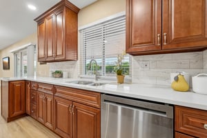 W Pineaire Dr-S1807-022.jpg