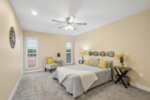 W Pineaire Dr-S1807-031.jpg