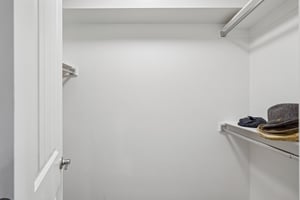 W Pineaire Dr-S1807-033.jpg