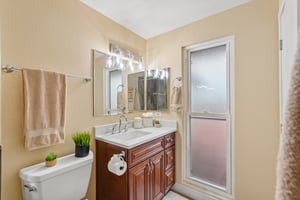 W Pineaire Dr-S1807-036.jpg