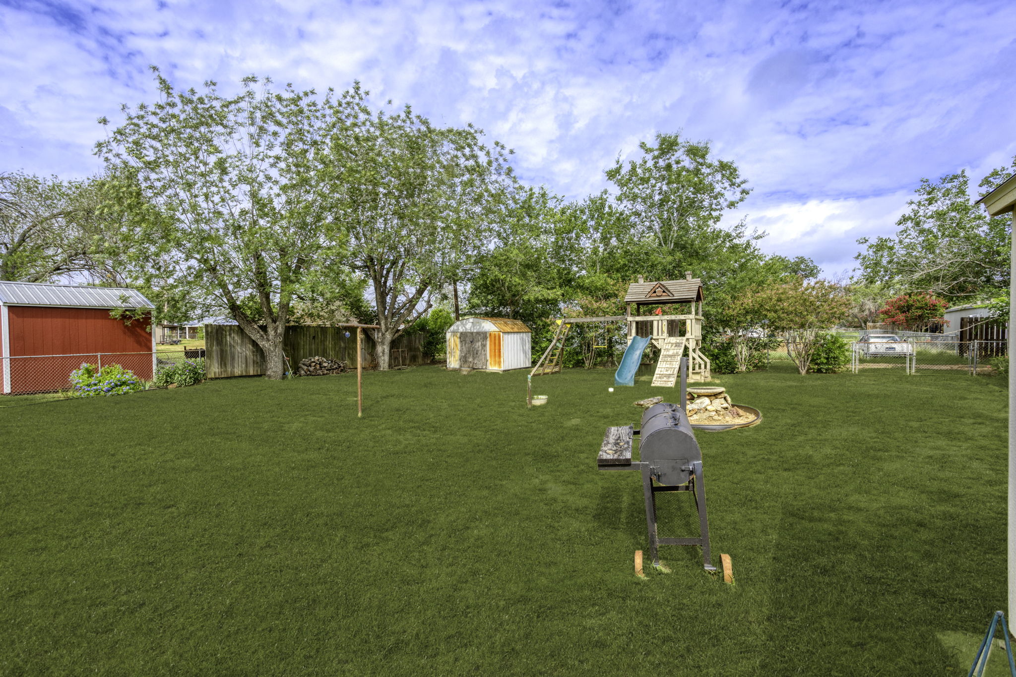  Photo 24