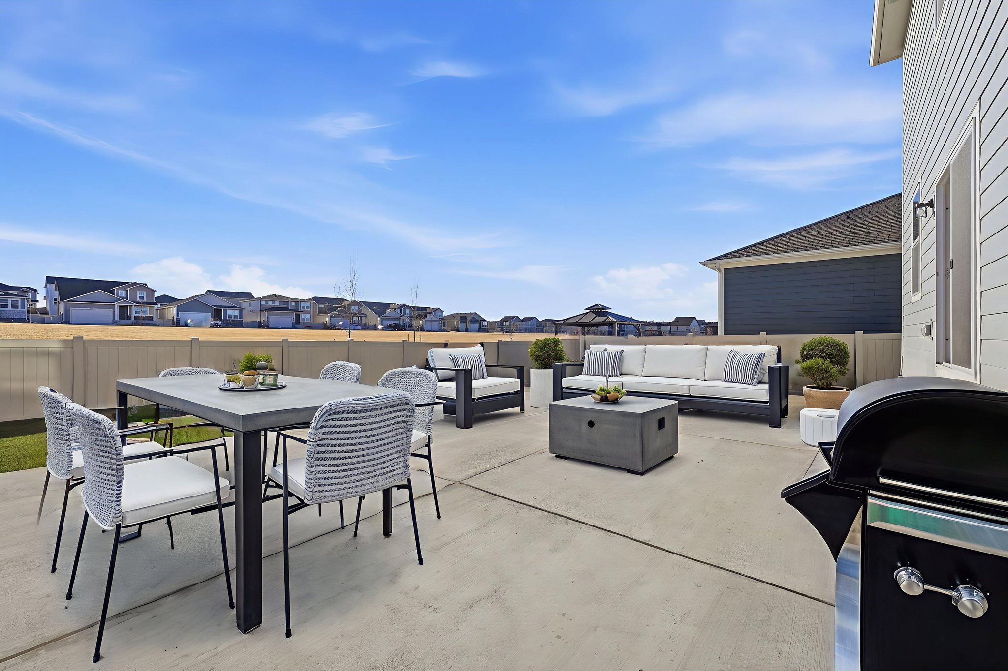 BCM_3299 virtually staged.jpeg