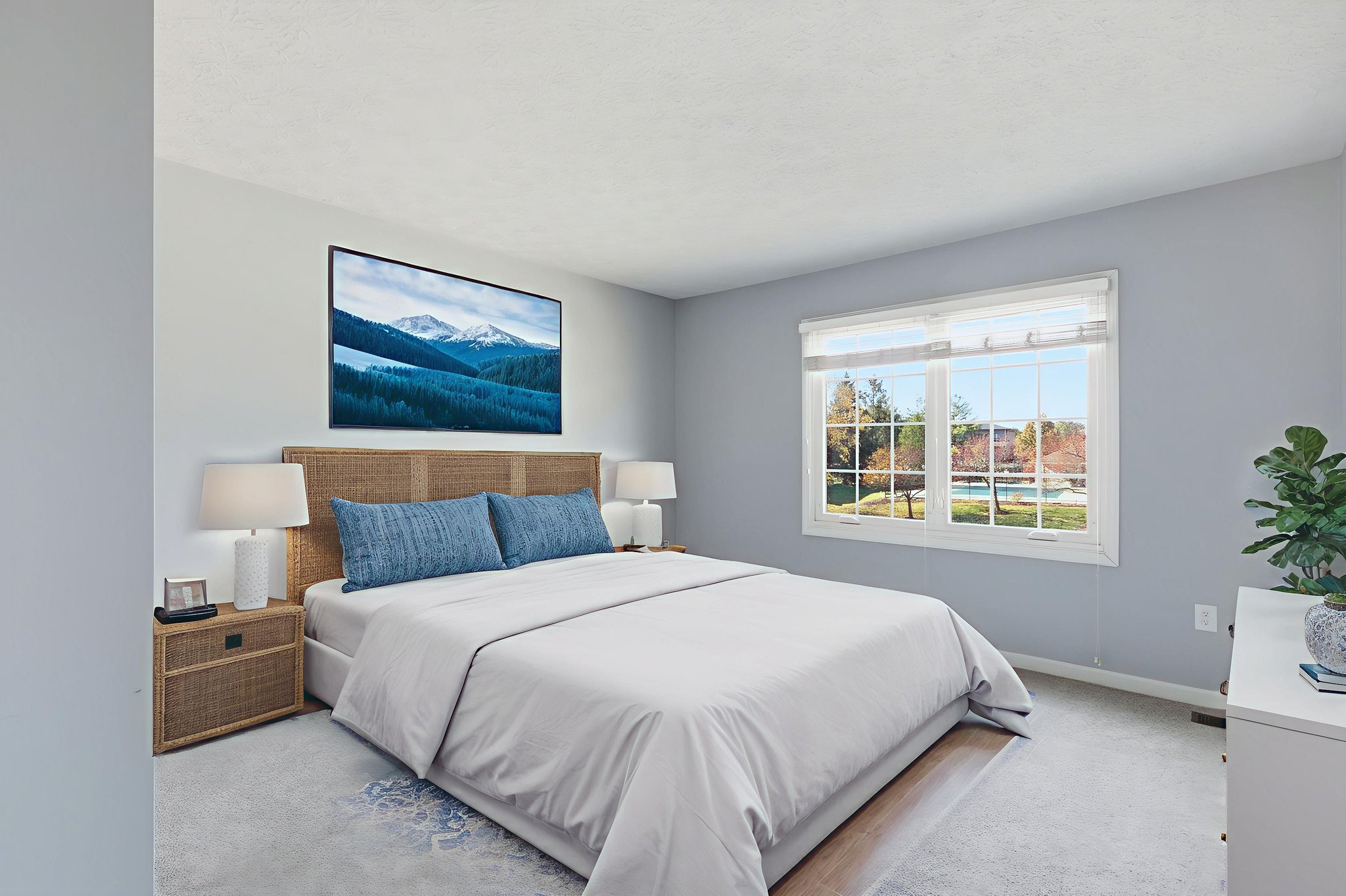 RAS18871 virtually staged.jpeg