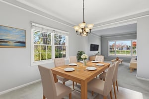 RAS18799 virtually staged.jpeg