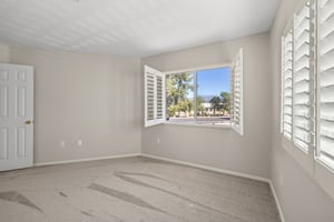 9736 N 95th St 225 - 016.jpg