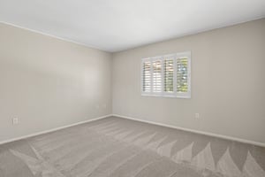 9736 N 95th St 225 - 017.jpg