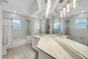 Jack and Jill Bath