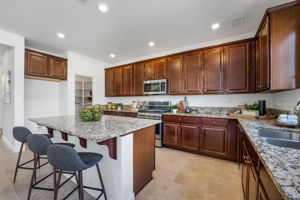 9739 Pachuca Dr, Reno, NV 89521, USA Photo 17