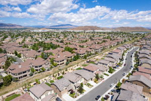 9739 Pachuca Dr, Reno, NV 89521, USA Photo 59