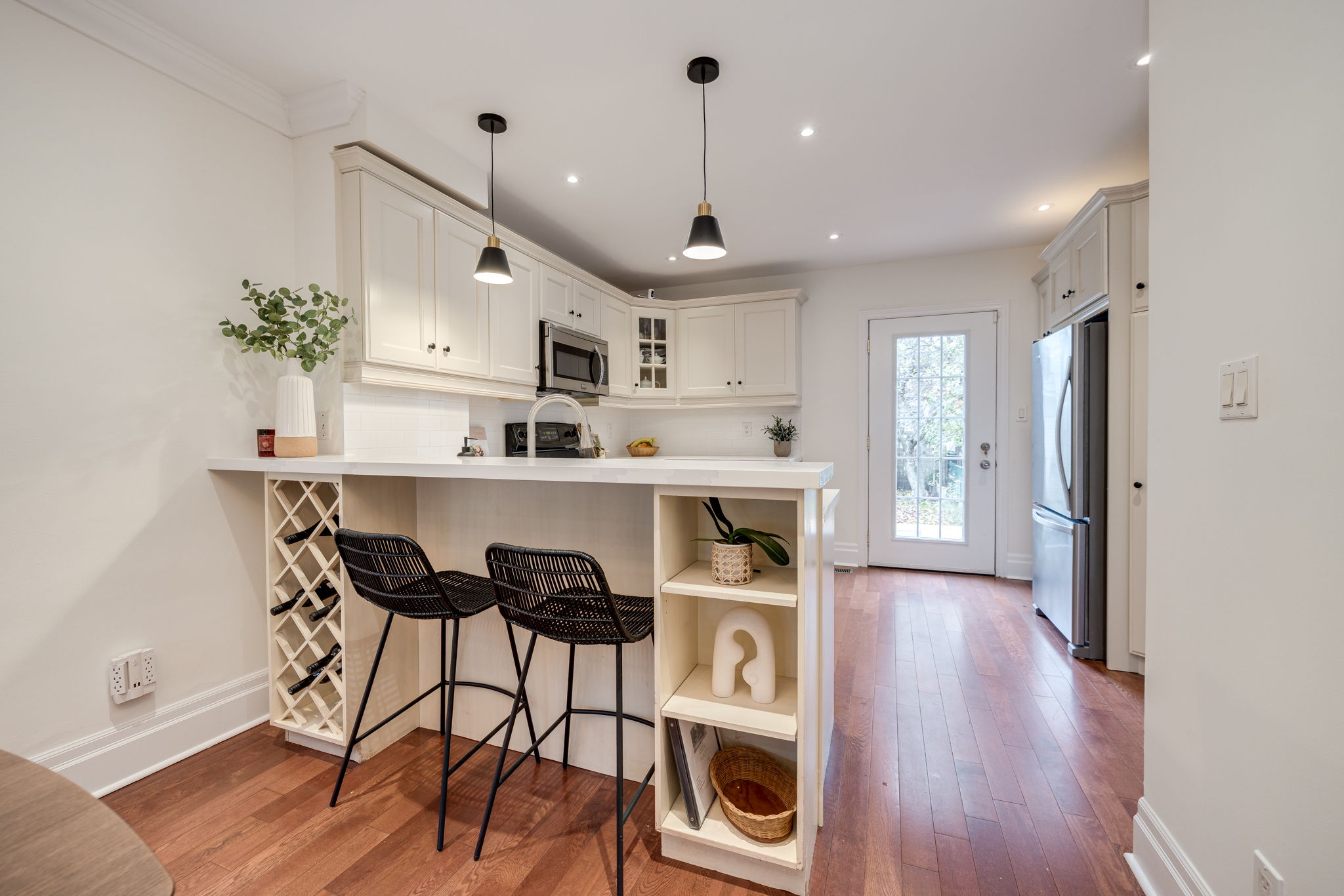 Toronto property showcase — delivered property photograph 29