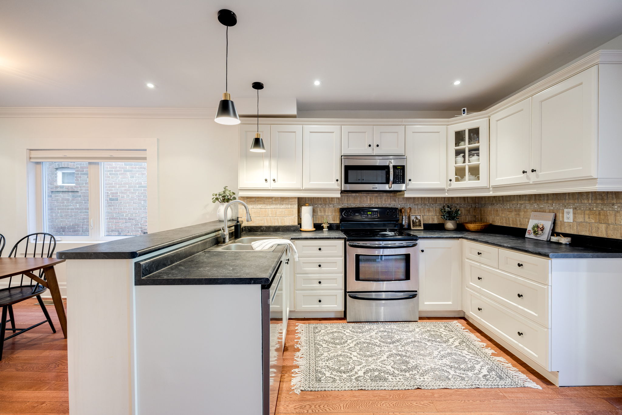Toronto property showcase — delivered property photograph 23