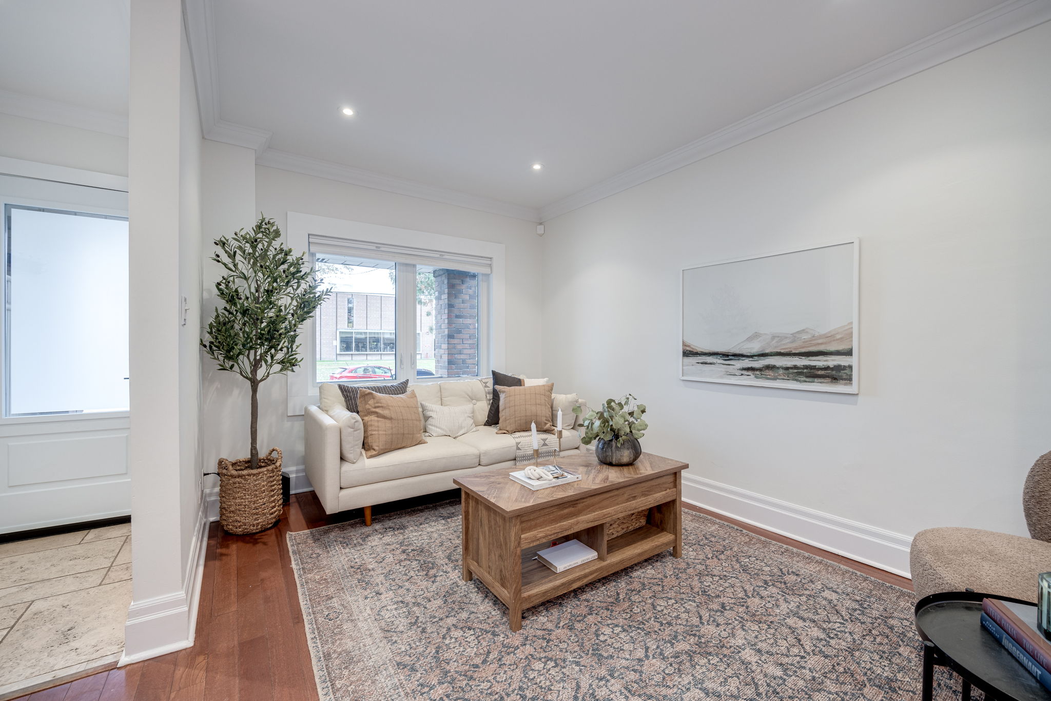Toronto property showcase — delivered property photograph 17