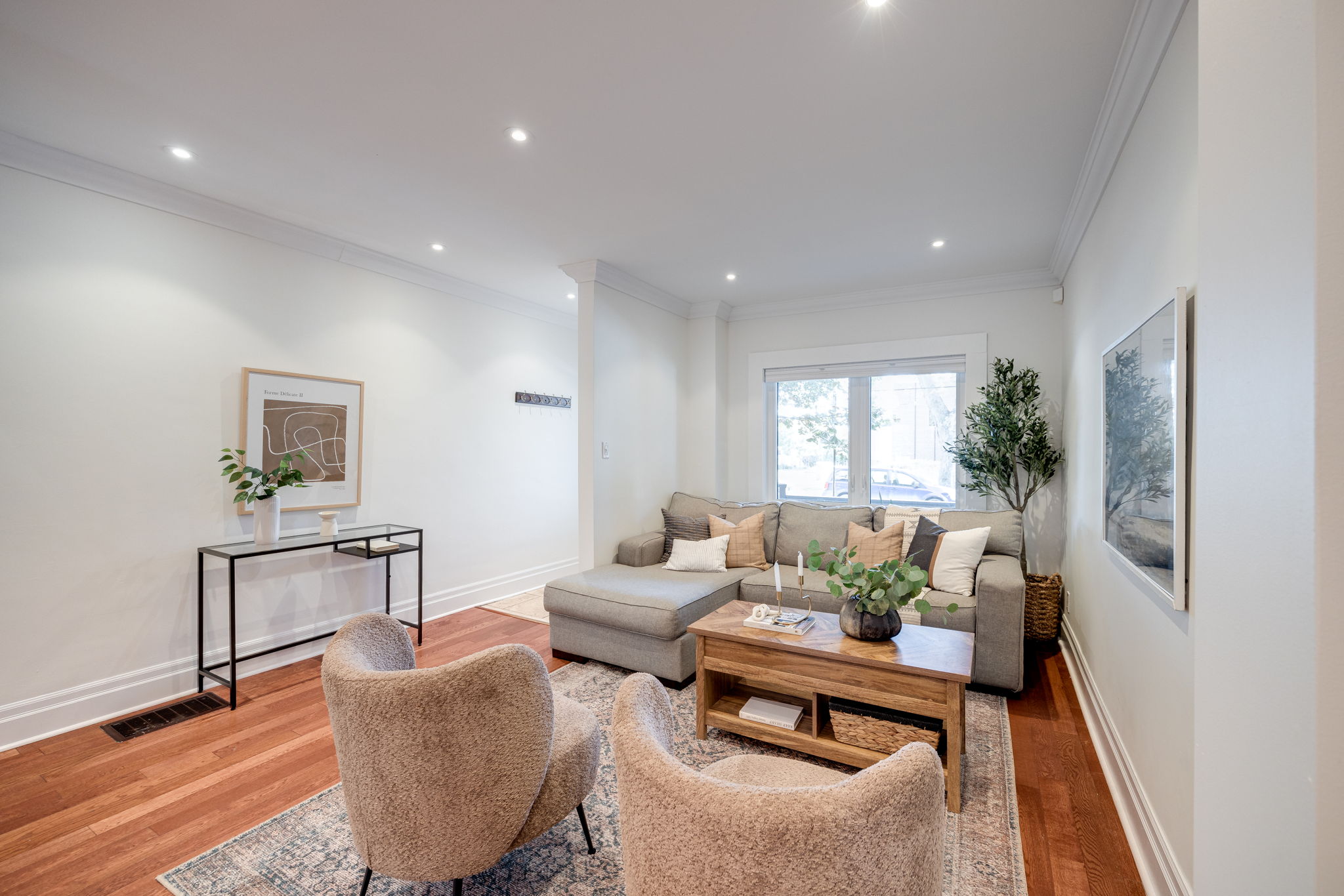 Toronto property showcase — delivered property photograph 14
