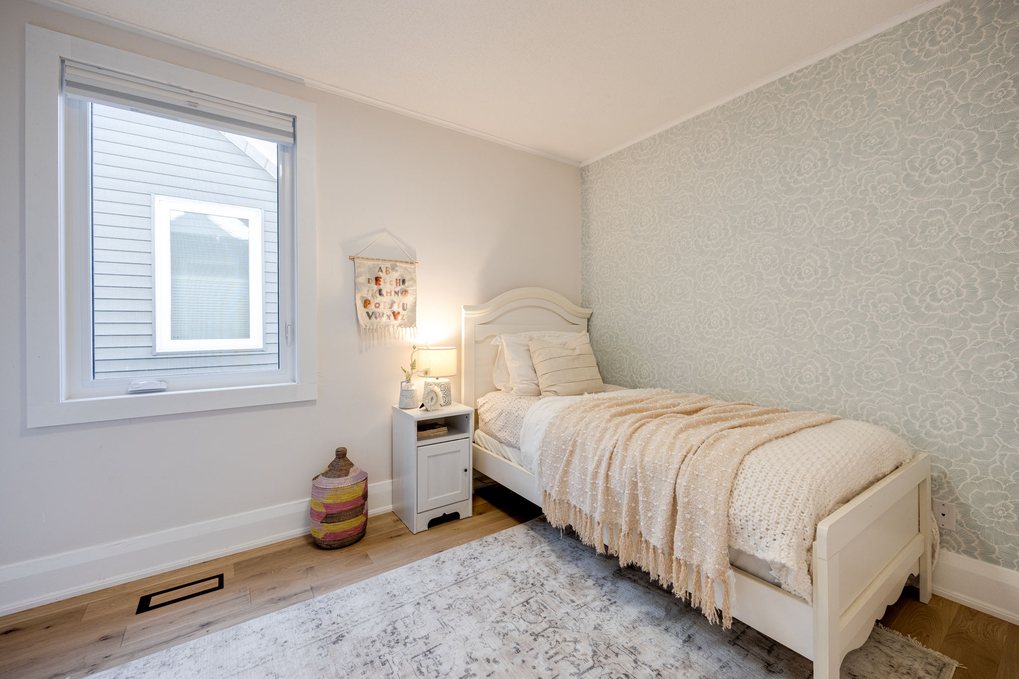 Toronto property showcase — delivered property photograph 40