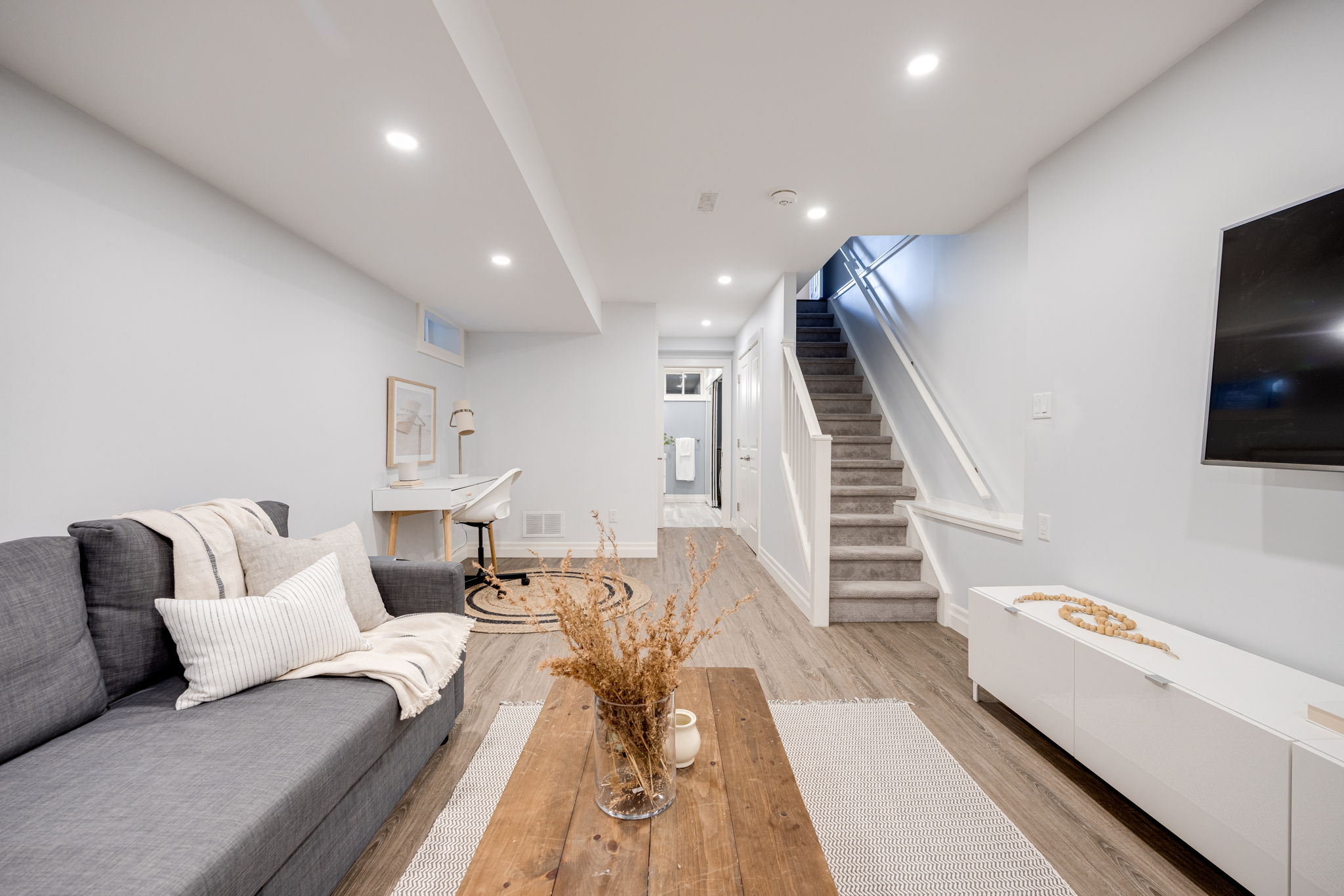 Toronto property showcase — delivered property photograph 47