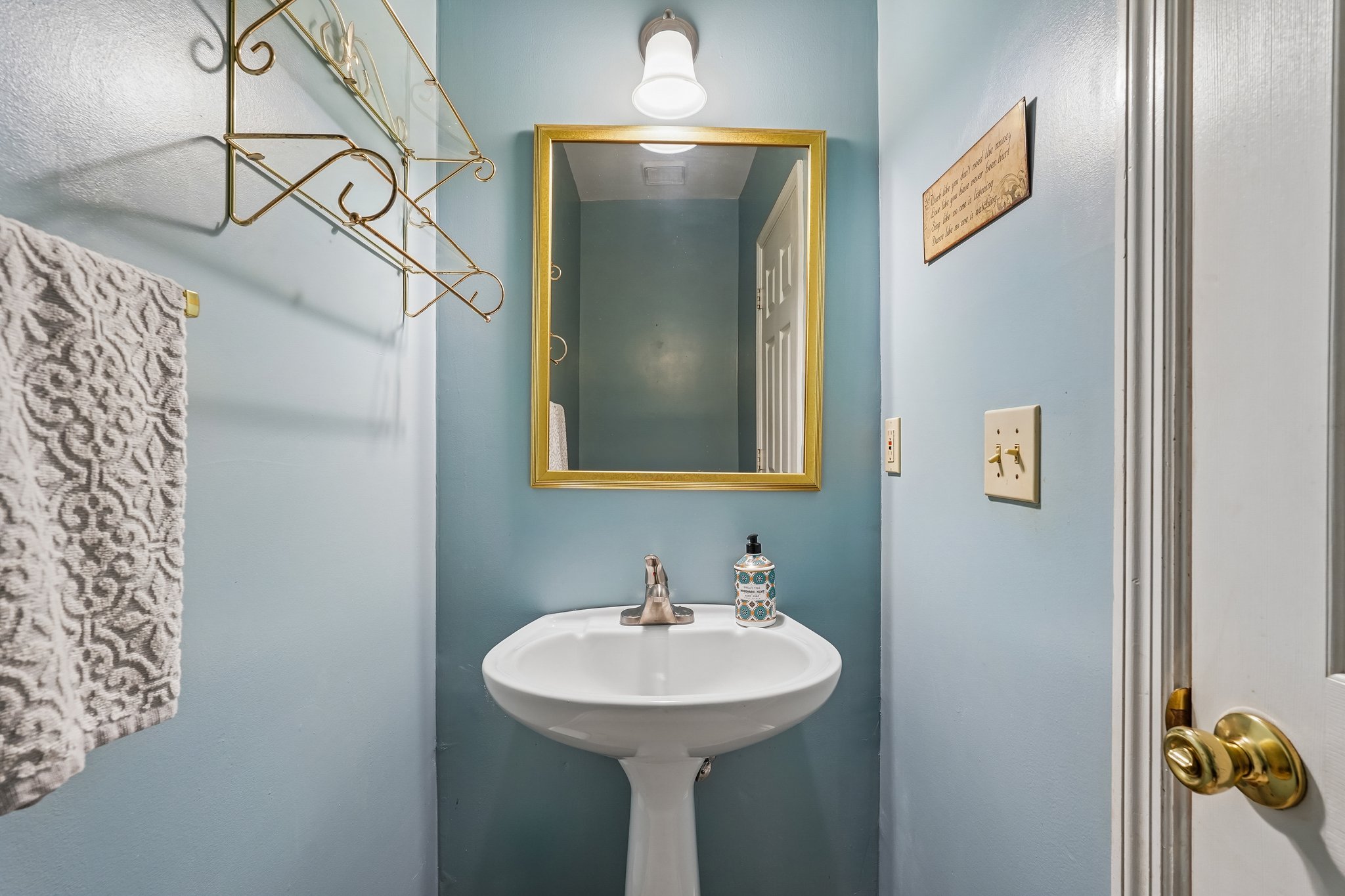 Laurel Springs Ln SW-S2807-022.jpg