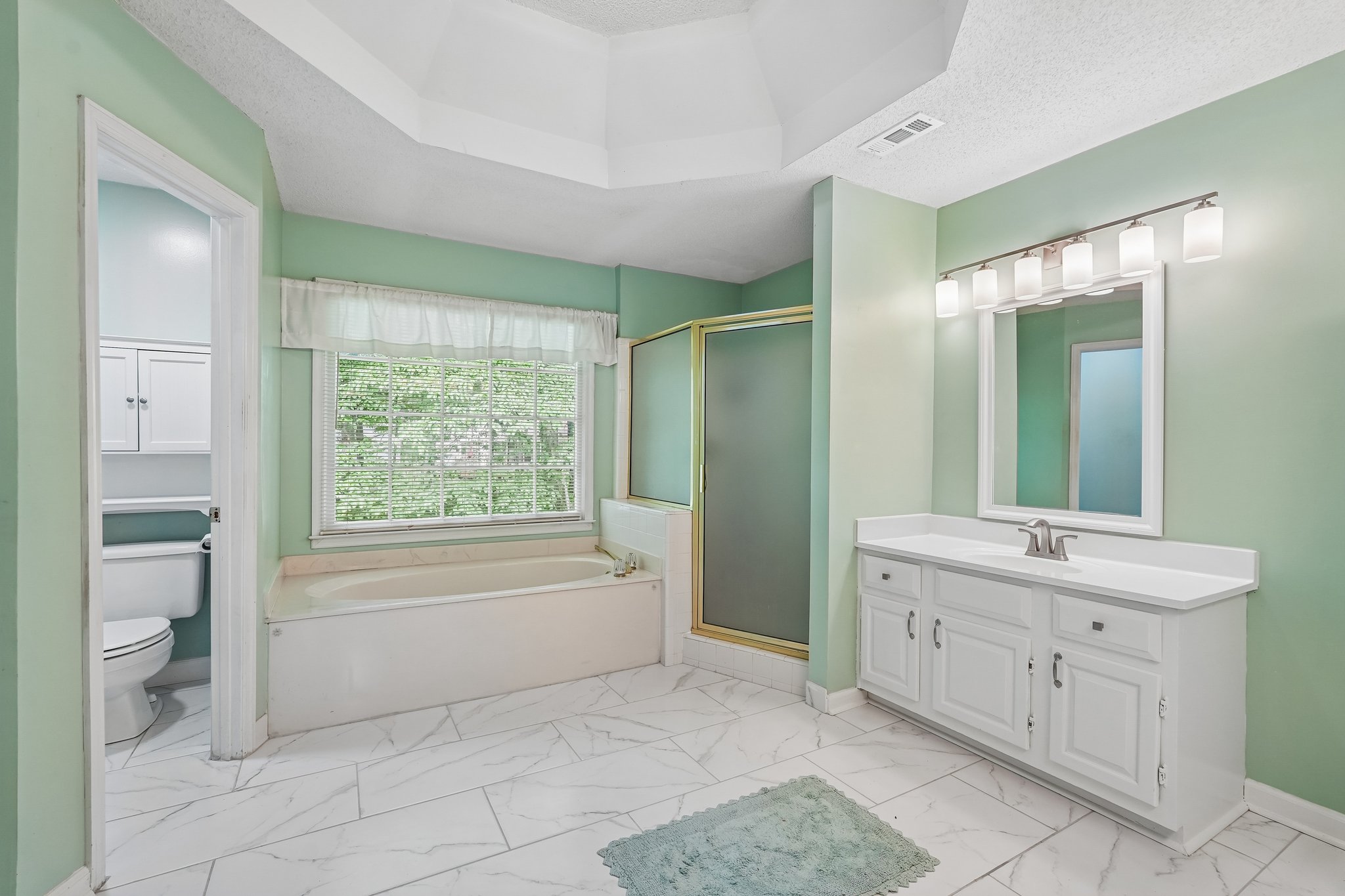 Laurel Springs Ln SW-S2807-037.jpg