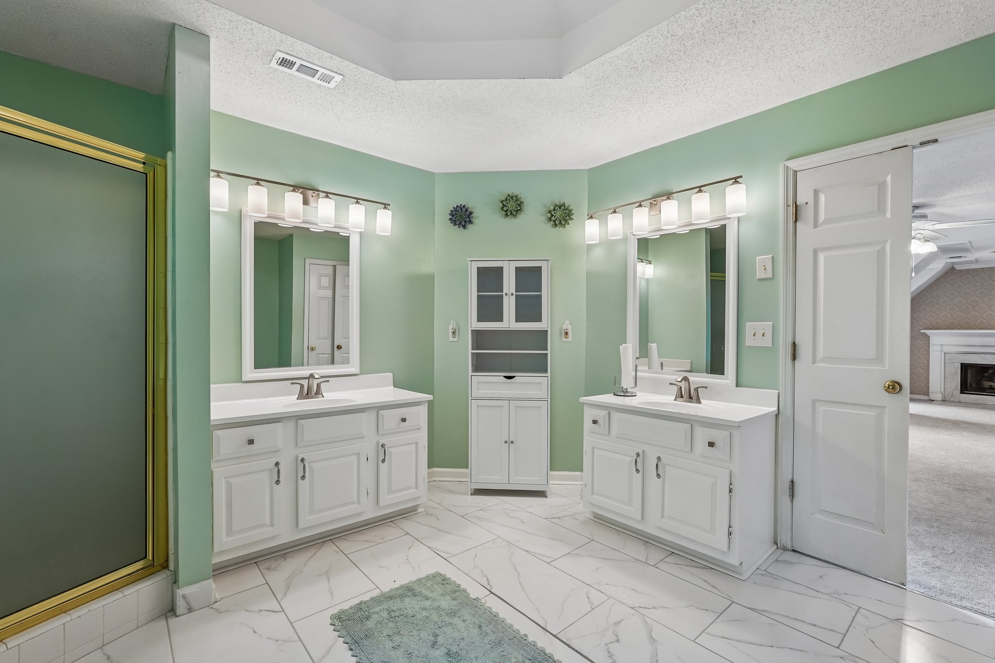 Laurel Springs Ln SW-S2807-039.jpg