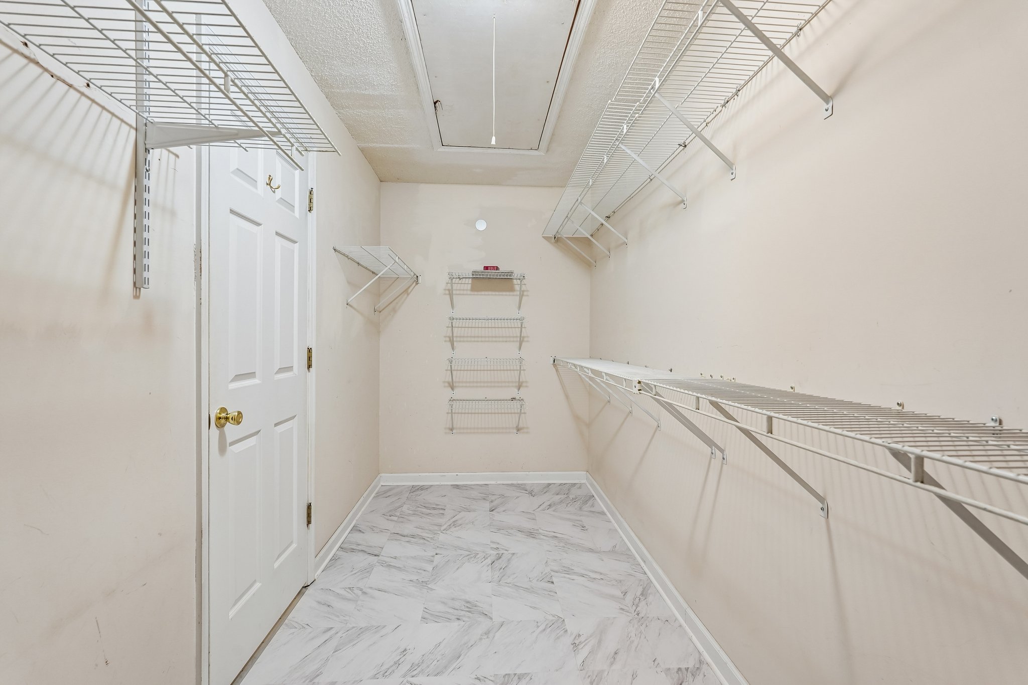 Laurel Springs Ln SW-S2807-041.jpg