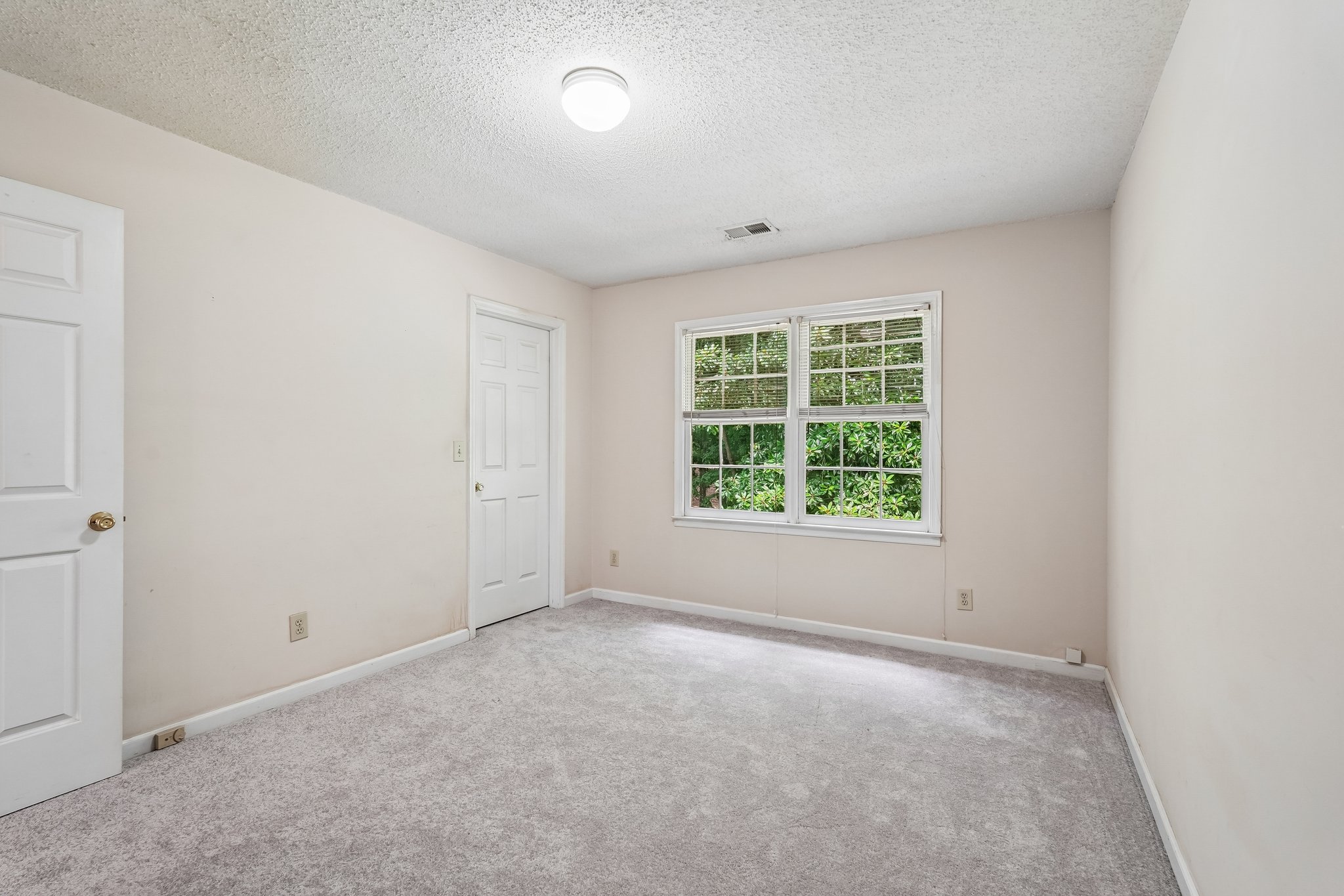 Laurel Springs Ln SW-S2807-054.jpg