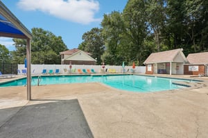 Laurel Springs Ln SW-2807-904.jpg