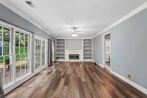 Laurel Springs Ln SW-S2807-025.jpg