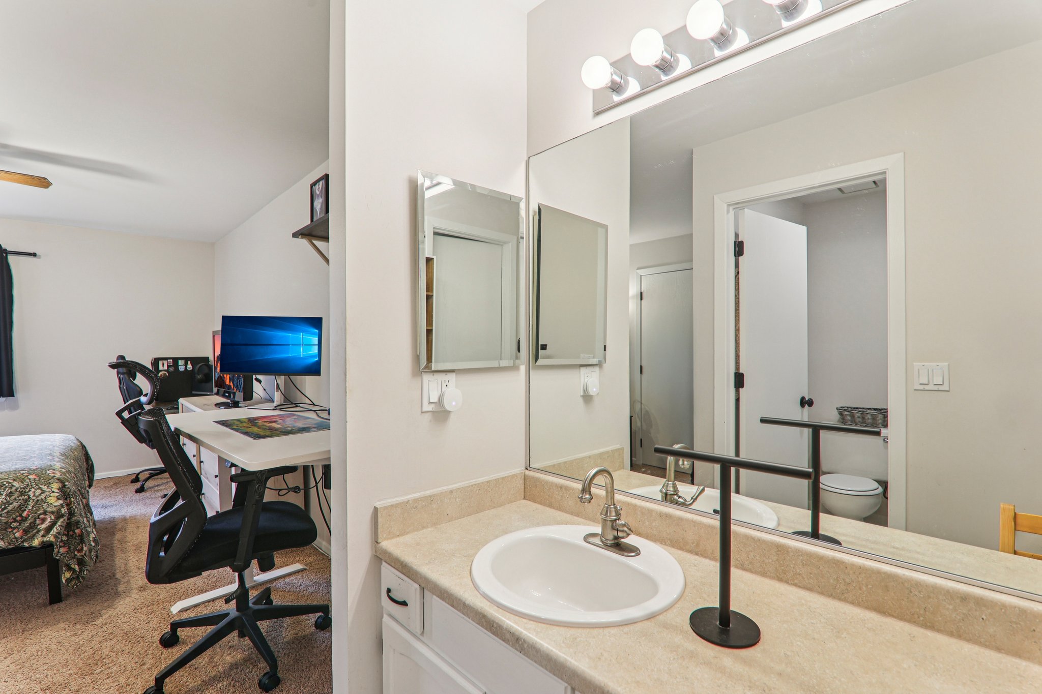 Westchester Cir 974-S0704-022.jpg