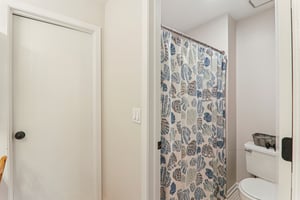 Westchester Cir 974-S0704-021.jpg