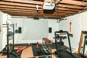  Photo 32