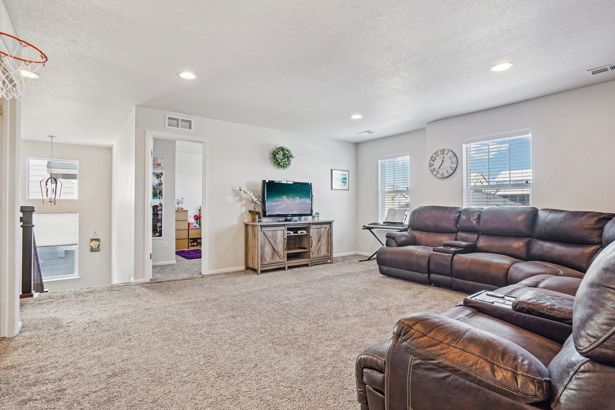 Ventura St-L2001-017.jpg