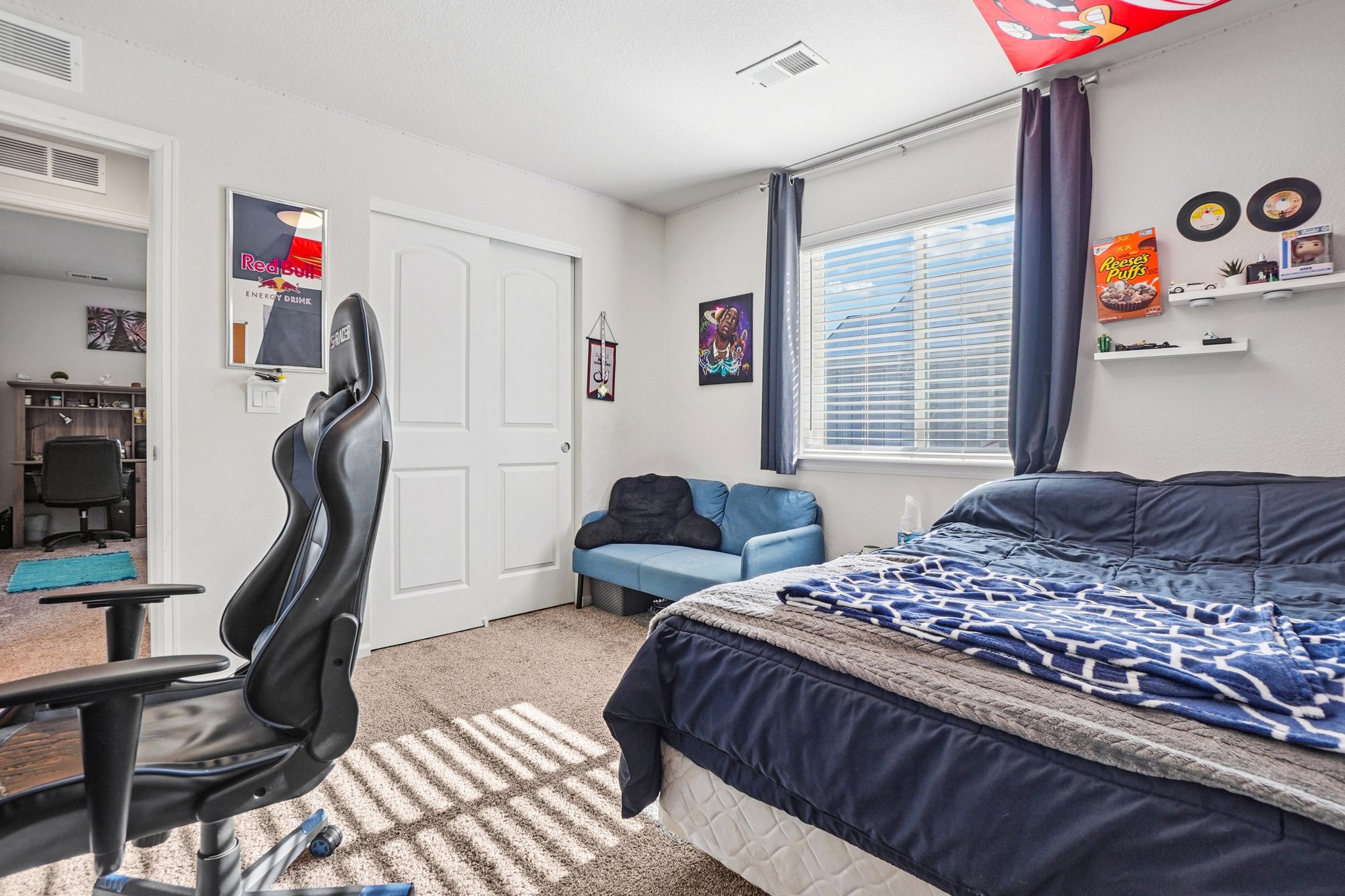 Ventura St-L2001-029.jpg